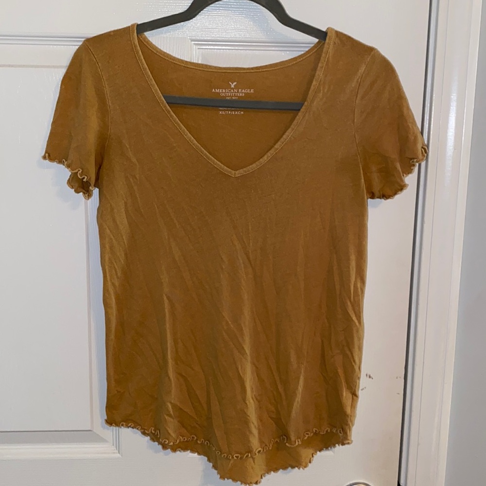 American Eagle soft tee